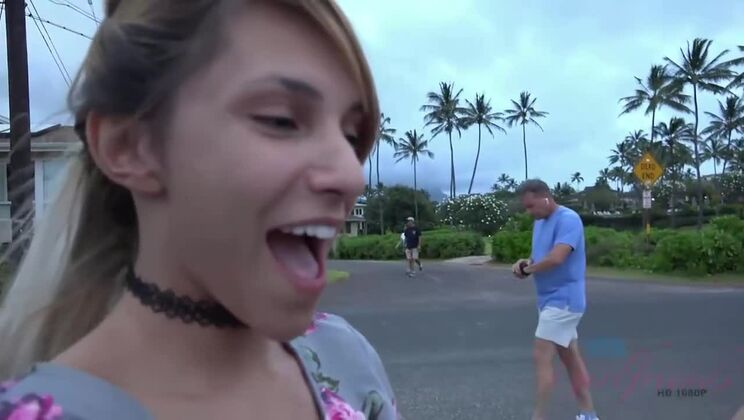 Hime Marie - Blonde Beauty Takes You Sightseeing!