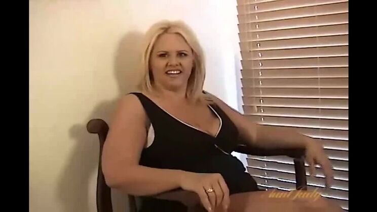 Watch Cally's Sexy Striptease