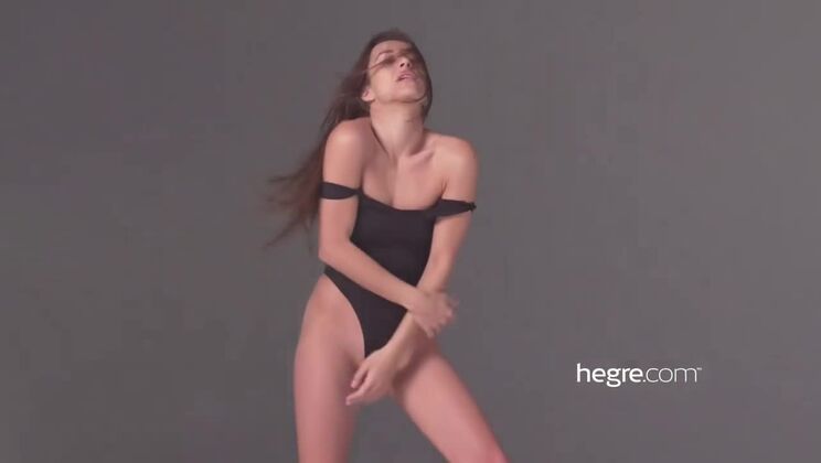 [Hegre] - Beautiful Czech Girl Dominika C in Steamy Wings of Love Scene