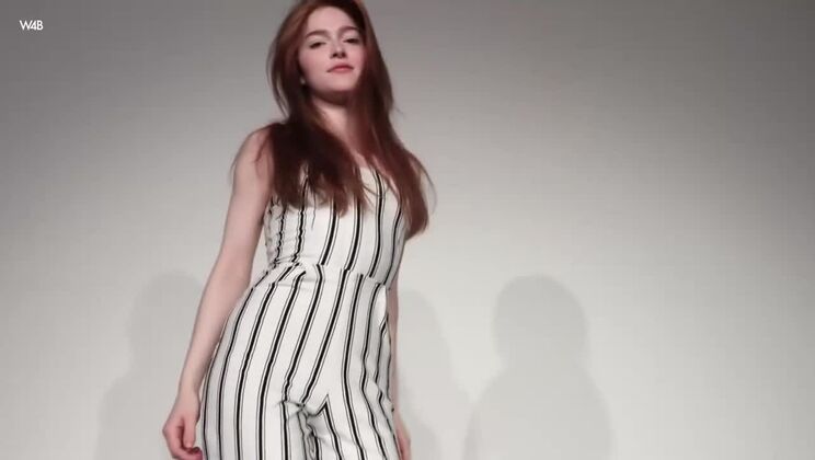 Jia Lissa's Handjob Session