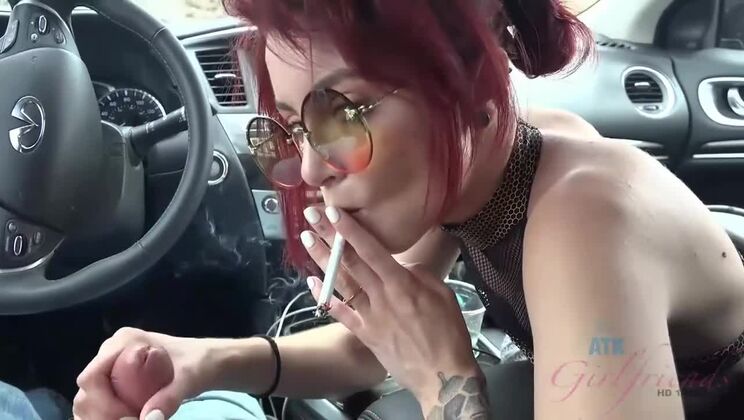  Lola's sexual and wants you by her side 