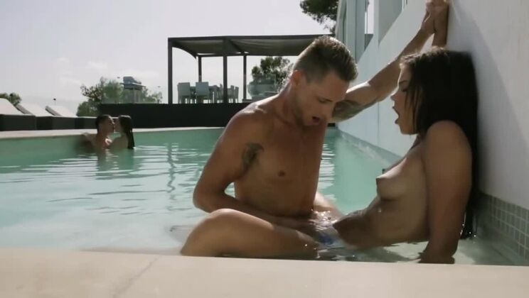 Young Brunette Carrie Loves Group Action