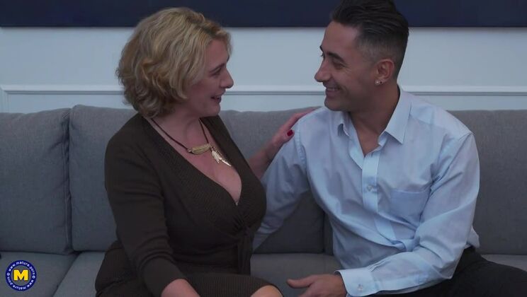 Camilla Enjoys Squirting, Anal, and a Creampie Session!