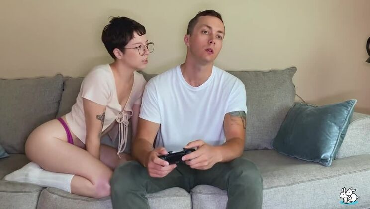 Tattooed Young Blonde in Amateur Sex Scene