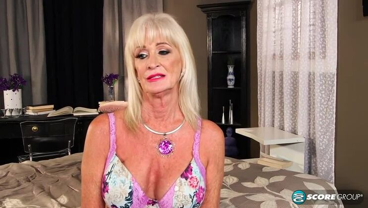 [60PlusMILFs] - Leah L'Amour’s First Time with a Huge Cock - Stockings & Cum - Tony Rubino - Leah LAmour