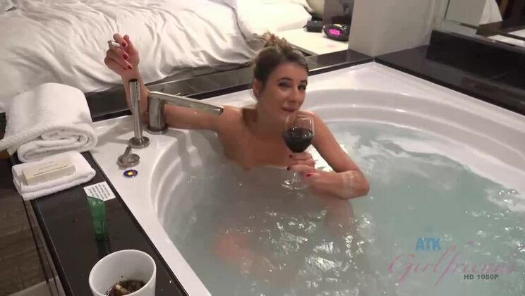 [ATKGirlfriends] - Tara Ashley's Vegas Fingering - Amateur GF POV - Tara Ashley