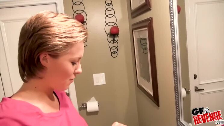 Bailey Bae and Halle Von Give a Facial