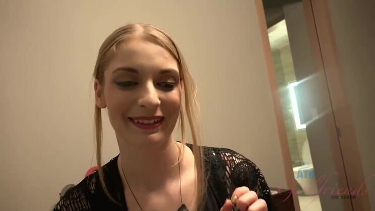 [ATKGirlfriends] - Ela Darling's Footjob and Handjob Lead to Creampie