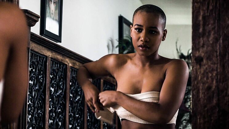 Natural Tits Lesbian: A Face Sitting Fantasy