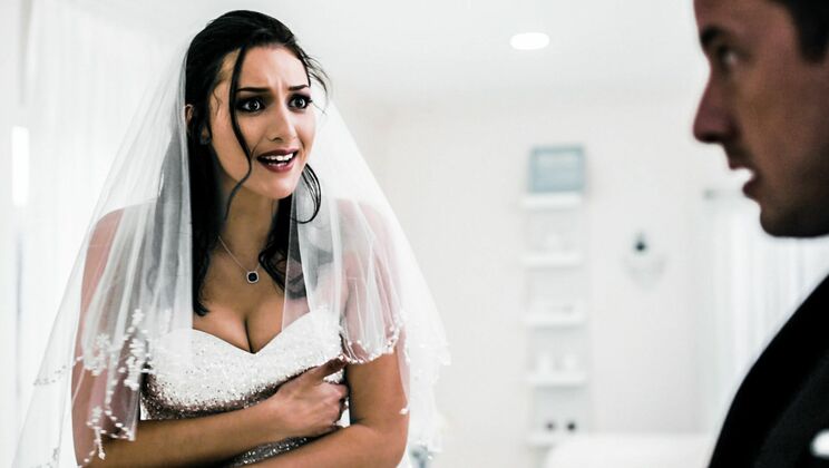 [PureTaboo] - Step Sister Bella’s First Anal Ends With Facial - Jessy Jones - Bella Rolland