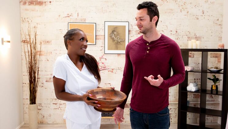 Hot Ebony Babe Gets White Cock Between Her Tits