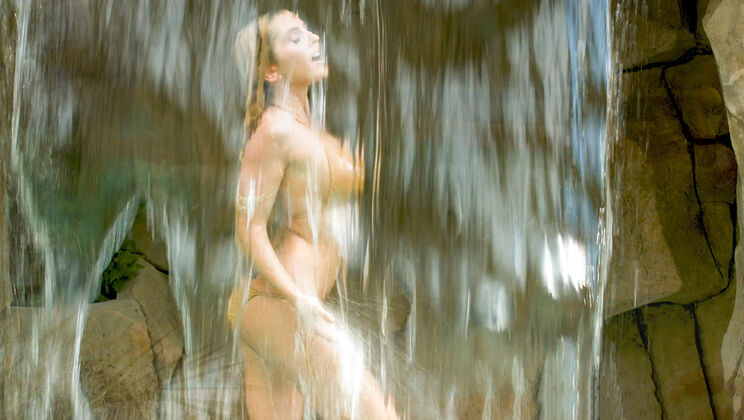 [MYLF] -  MILF Chad White's Pool Adventure - Chad White - Christie Stevens