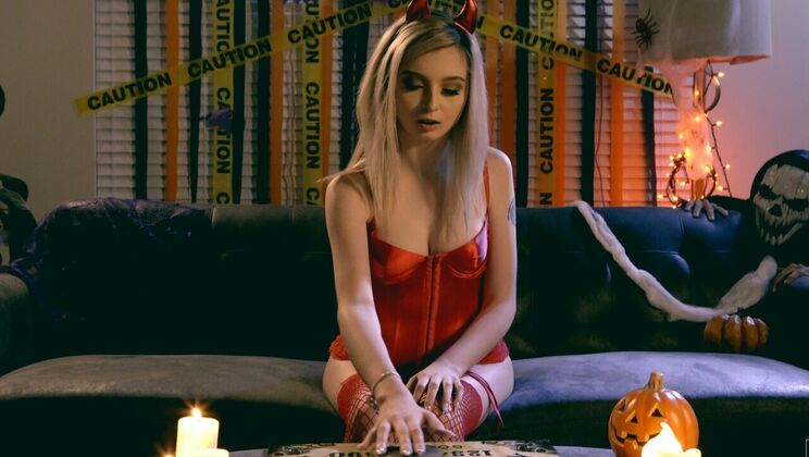 Fair Skin Blonde Loves Big Cock