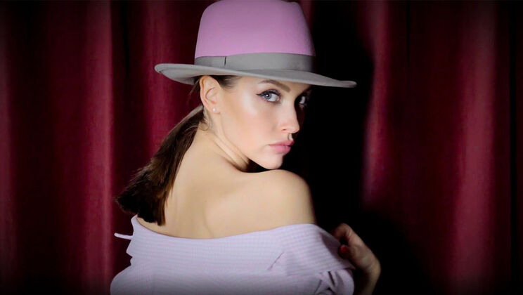 [TeamSkeetXSeries] - The Perfect Spot Found - Luxury Girl - Alejandro Peer