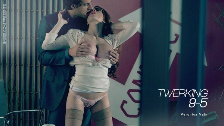 [Babes.com] - Veronica Vain Twerks and Gets Fingers in Ass - Veronica Vain - Jay Smooth