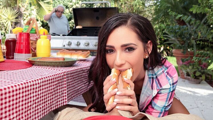 [SneakySex] - Bench Busted: Jaye Summers' Wild Ride - Jaye Summers - Duncan Saint