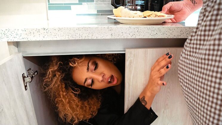 [TeensLoveHugeCocks] - Blonde Gets a Big Cock in the Shower - jmac - Xianna Hill