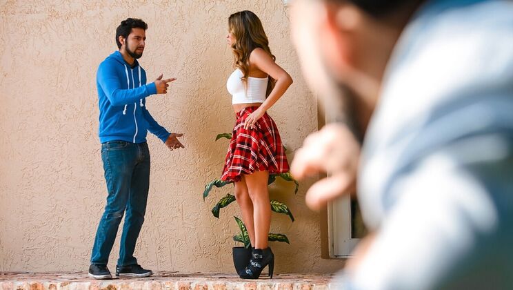 [SneakySex] - Nicole Rey Gets Caught Cheating with Derrick Ferrari - Nicole Rey - Derrick Ferrari