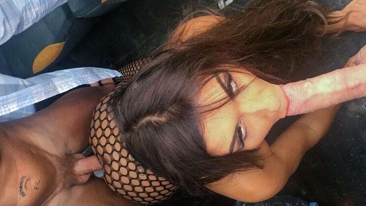 [FemaleFakeTaxi] - Princess Jas gets athletic fuck