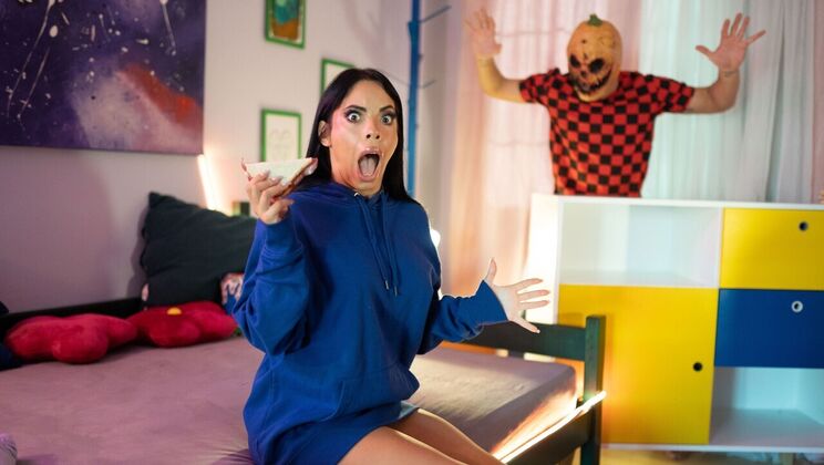 [FakeHubOriginals] - Reverse Cowgirl Sex with Facial Cumshot - Max Dior - Megan Fiore