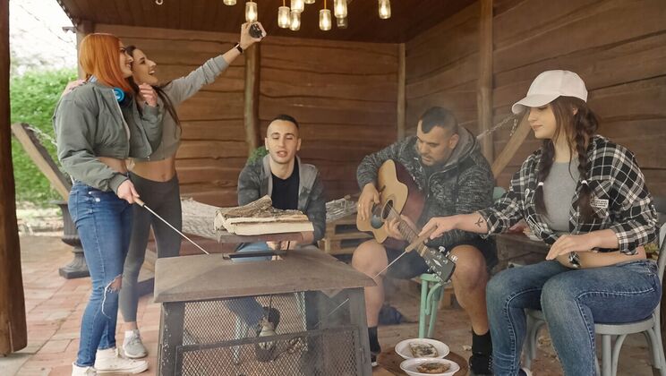 [SneakySex] - Facial for Mina's Face - Raul Costa - Mina Von D