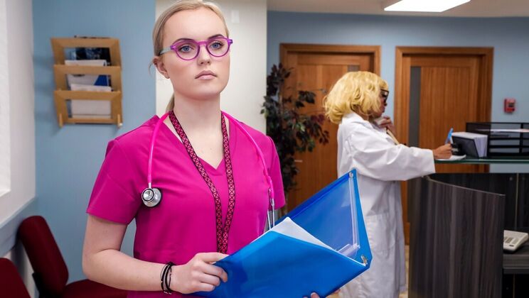 [LookAtHerNow] - Nurse With Big Assets - Xander Corvus - River Fox