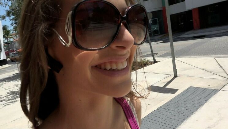 Kimmy Granger Amateur Booty Fun