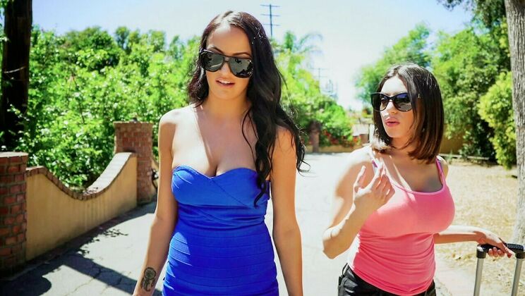 [GirlsGonePink] - Brunette Lesbians Shower Hookup - Darcie Dolce - Sofi Ryan