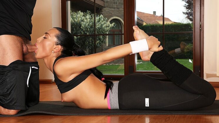 [FitnessRooms] - Private Sport Session with Cum on Pussy - Anna Rose - George Uhl