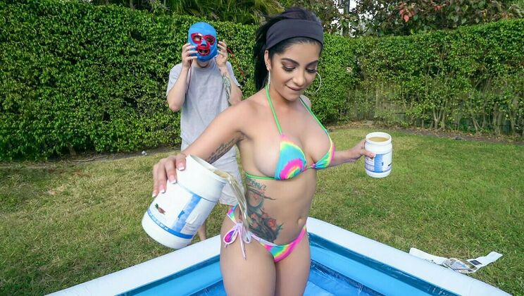 Huge Cock for Kitty Caprice