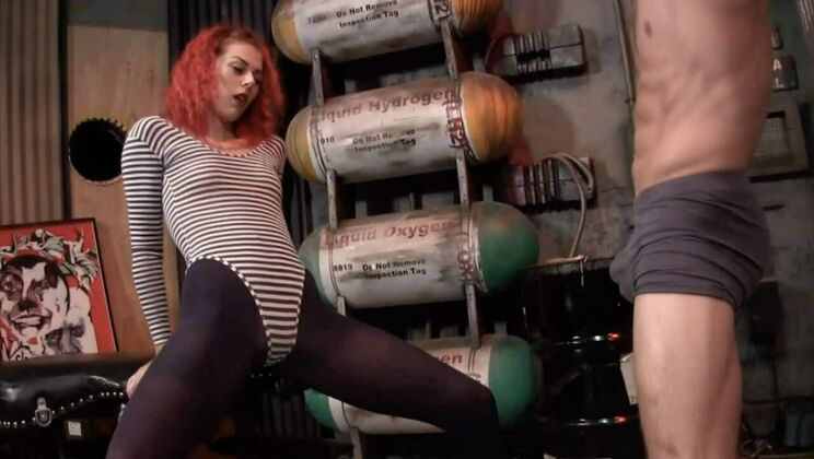 [Submissed] - Lance Hart Gets Handjob and Face Sitting with Ariel Kay - Lance Hart - Ariel Kay