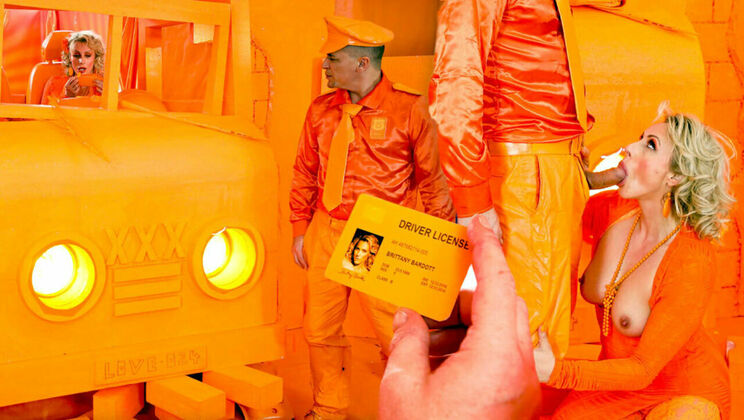 [SinfulXXX] - Cumshot and Blowjob with Blonde - Steve Q - Brittany Bardot