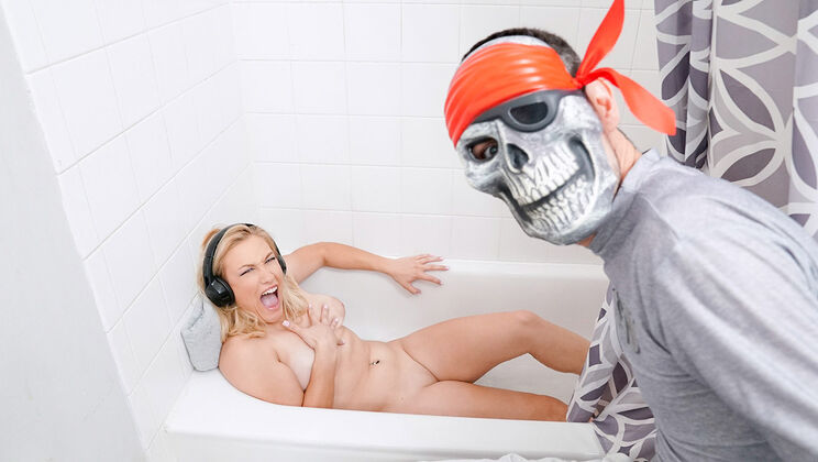 Stepbrother and Stepsister's Naughty Prank War