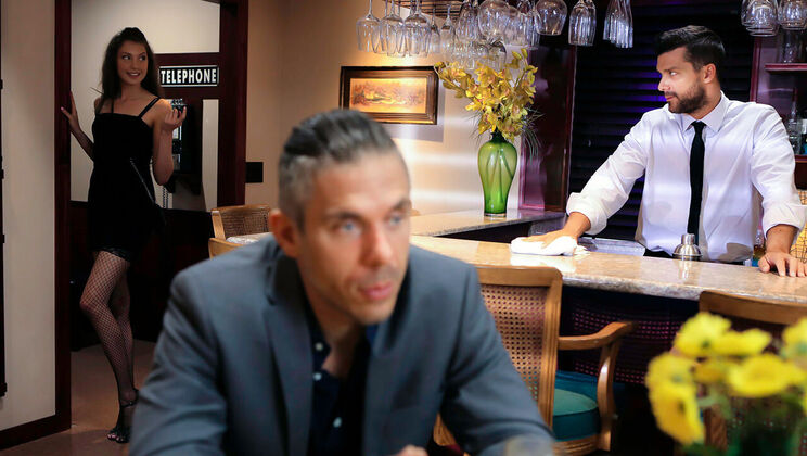 Waiter and the Sexy Customer