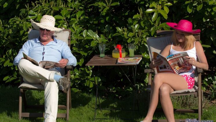 [Oldje] - Blonde Teen Lara Sweet's Outdoor Blowjob - Hugo - Lara Sweet