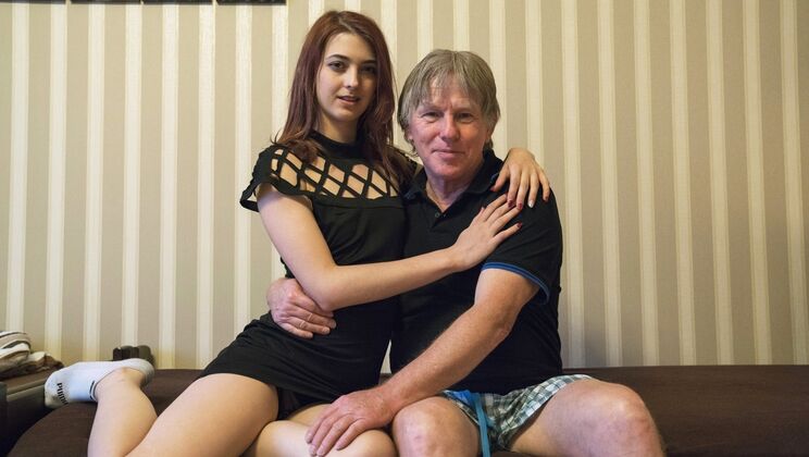 [Oldje] - Skinny Redhead Tera Link Licks Pussy in Divorce Sex Scene - Tera Link - Felix