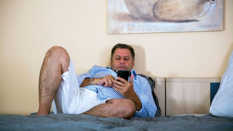 [Oldje] - Facial and Cumshot Frenzy with Phillipe - Phillipe - Candy Scott