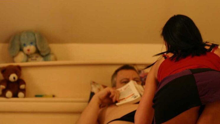 Hot Brunette Olga Brown Gives Blowjob