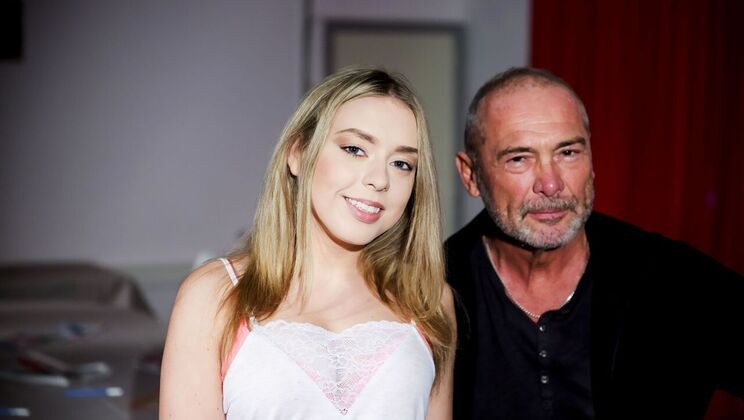 [Oldje] - Danielle's Pussy Passion