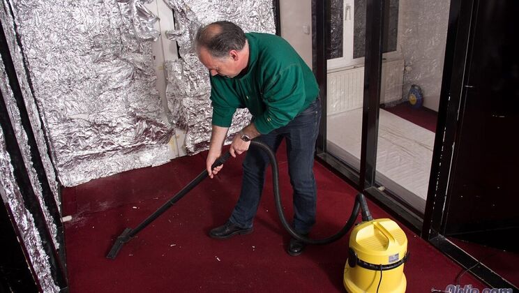 [Oldje] - Doggystyle with the Dummy Housekeeper - Linda Sweet - Erick