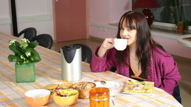 [Oldje] - Brunette's Natural Tits Blowjob - Hugh - Anishka