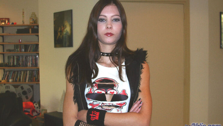 [Oldje] - Old Man Fucks Young Girl in Car - Goldie - Doug