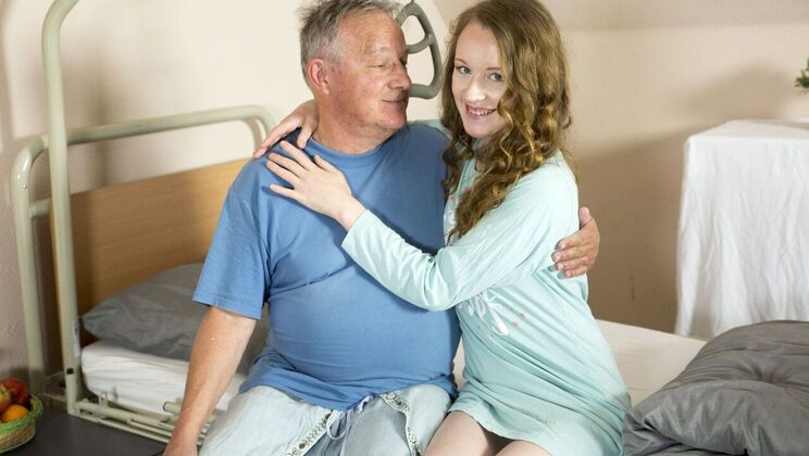 [Oldje] - Doctor's Young Patient Fucked