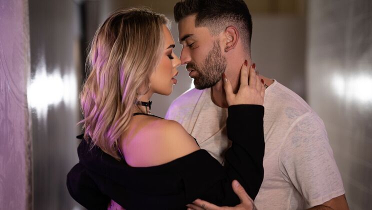 [TransAngels] - Quickie with Emma - Emma Rose - Chris Damned