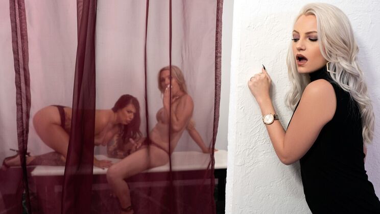 Blondes with Big Tits: Ready for a Change