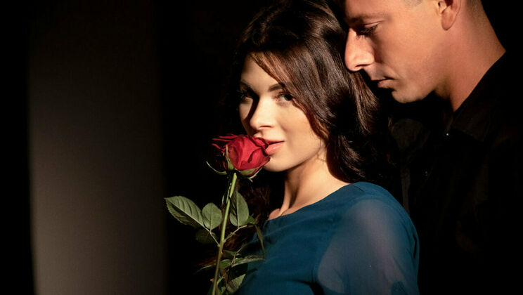 [SexArt] - Tina Kay's Outdoor Striptease - Tina Kay - Nick Ross - Jenny Doll