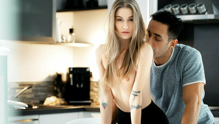 [SexArt] - Break the Ice with Brunette Beauty - Tiffany Tatum - Mugur