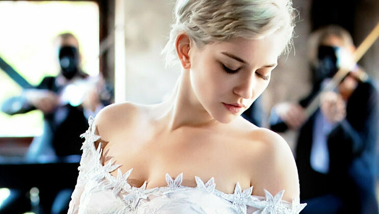 [SexArt] - Kissing and Cuddling with Skye Blue: A Couple's Delight - Skye Blue