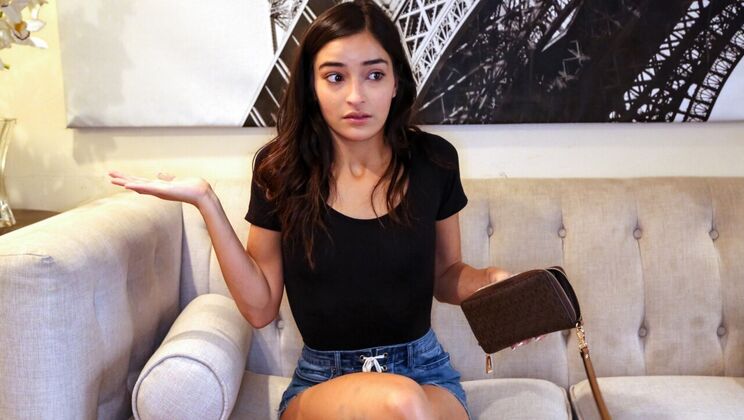 Latina Emily Willis Takes Big Cock