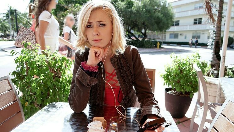 [PublicPickups] - Haley's Backyard Encounter - Haley Reed - Levi Cash